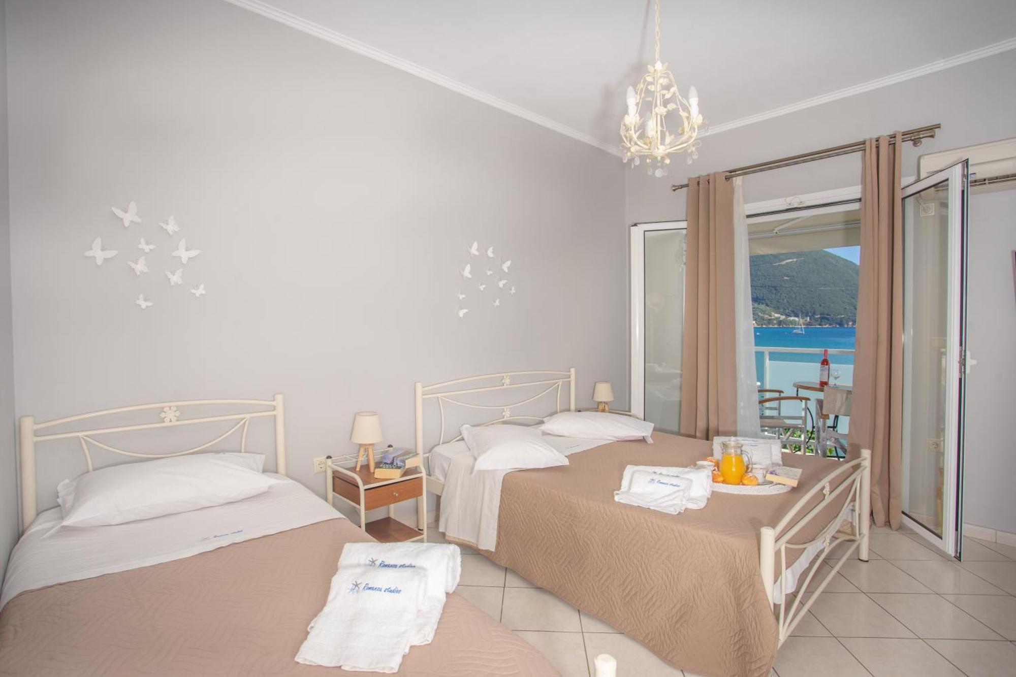 Romanza Studios Vasiliki  Exterior photo